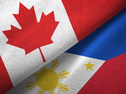 Handelsbeziehungen zwischen Kanada und den Philippinen/ Flaggen