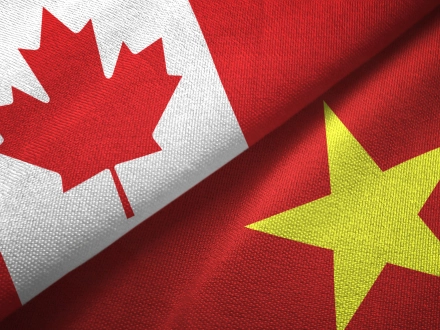 Handelsbeziehungen zwischen Kanada und Vietnam / Flaggen